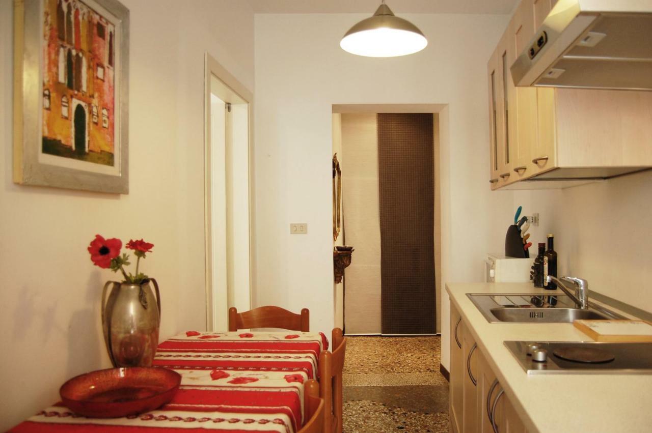 Marinaressa Biennale Terrazza Apartment Venice Exterior photo