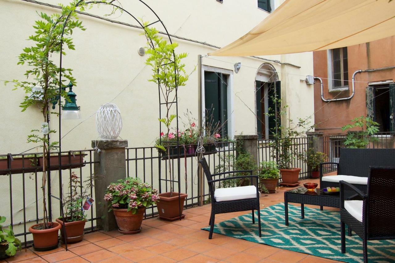 Marinaressa Biennale Terrazza Apartment Venice Exterior photo