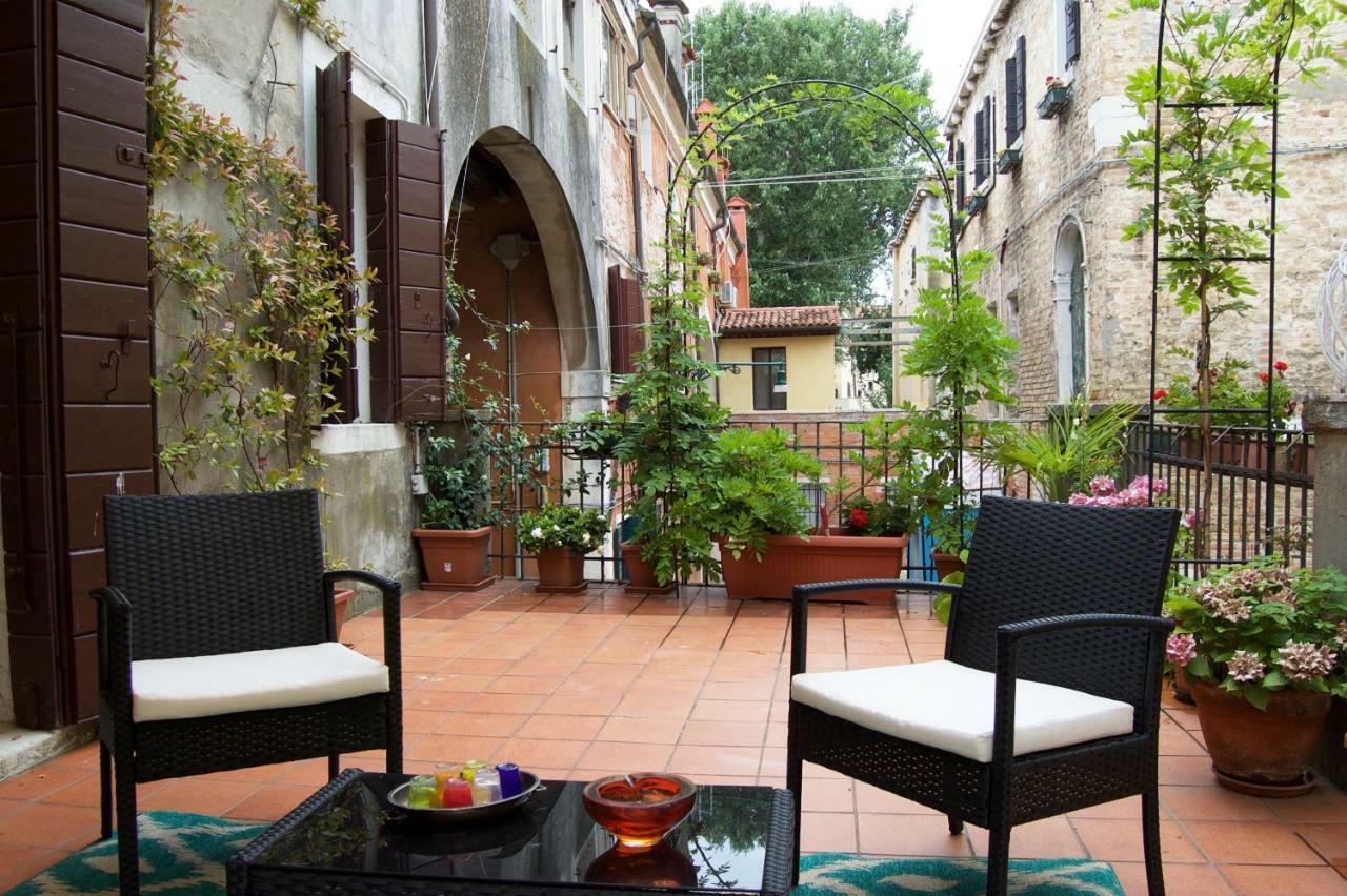 Marinaressa Biennale Terrazza Apartment Venice Exterior photo